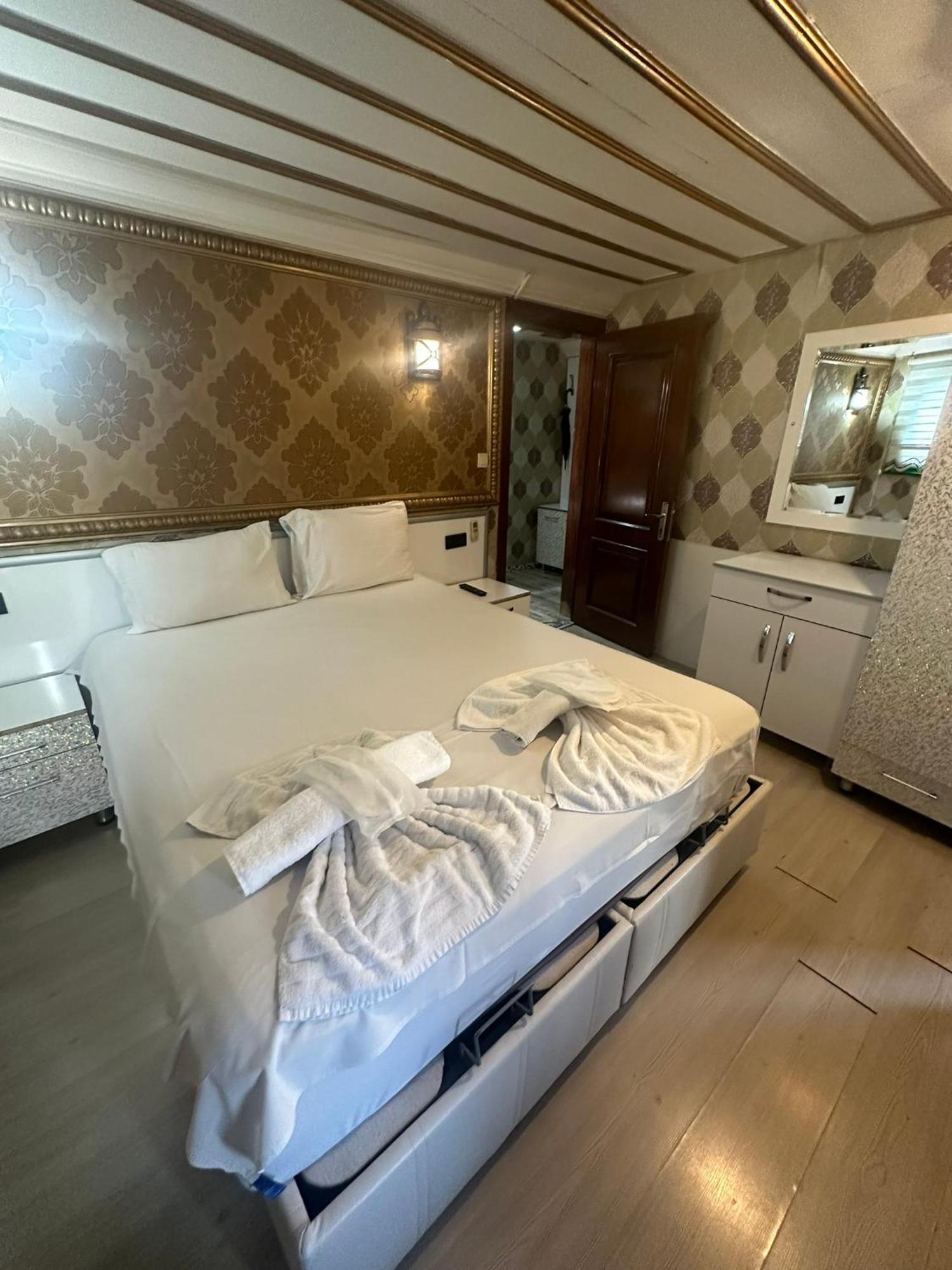 Sophia Studio Apart Hotel อิสตันบูล ภายนอก รูปภาพ
