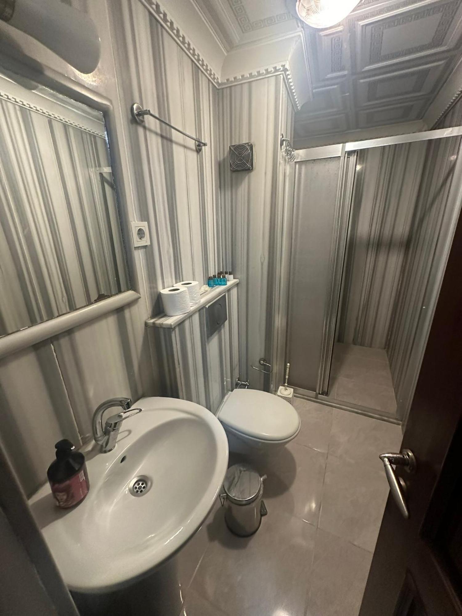 Sophia Studio Apart Hotel อิสตันบูล ภายนอก รูปภาพ